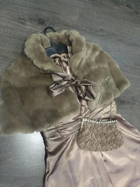 Komplet spol. šaty , kabatik a kabelka 36/38, 36