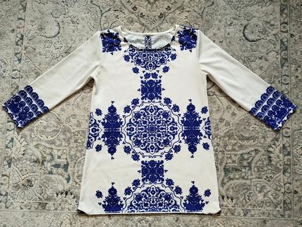 Tunika alebo blúzka s ľudovým vzorom, m