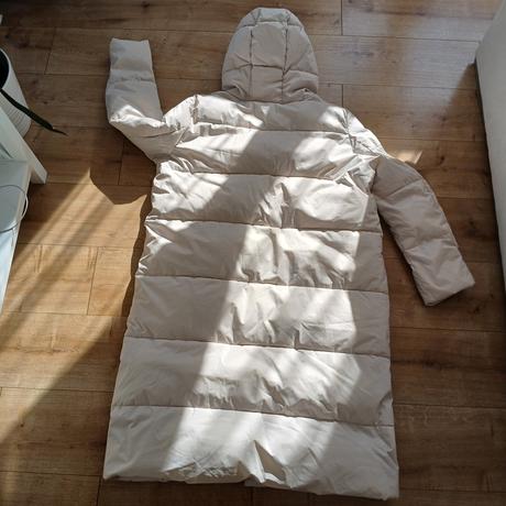 Zimná dlhá páperová bunda s kapucňou, c&a,44