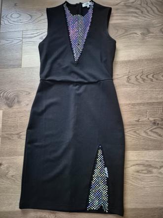 Sexi šaty so štrasovými kamienkami, s