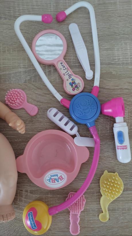 3xbábika s príslušenstvom,