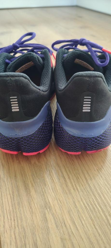 Ua bezecke tenisky 38,5, under armour,38