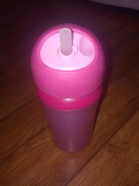 Ruzova flasa avent, avent