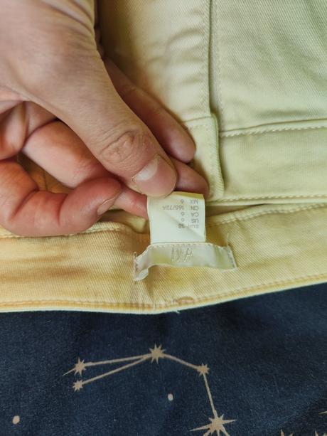 Žlté kraťasy, h&m,38