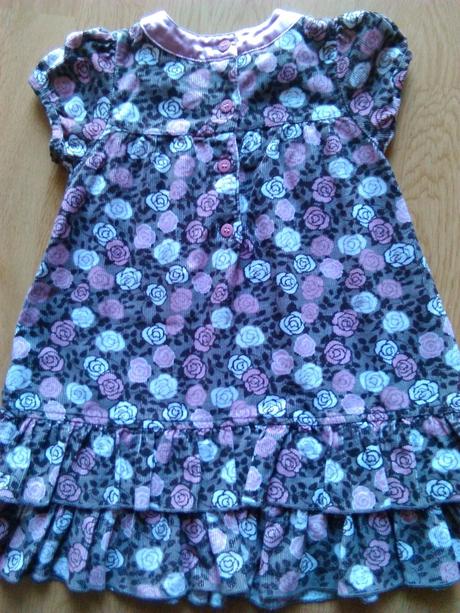 Menčestrové šatičky, 80