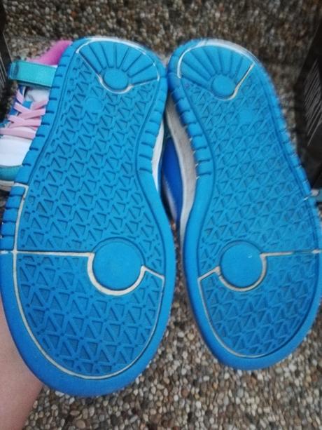 Botasky authority cena spolu, 27