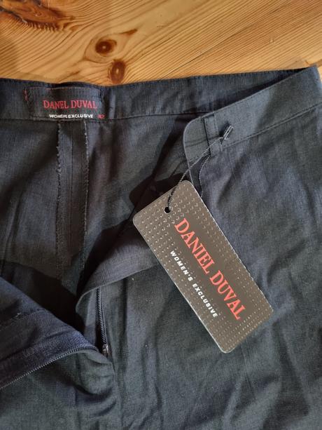 Capri nohavice danuel duval veľkosť 42 vypredaj, 42