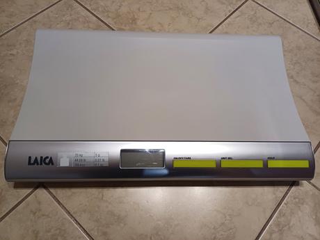 Váha pre bábätká, laica