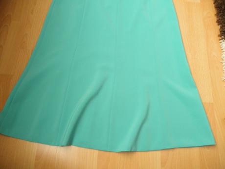 Sukňa tyrkysová, 44