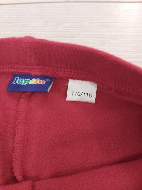 Červené legíny, lupilu,110