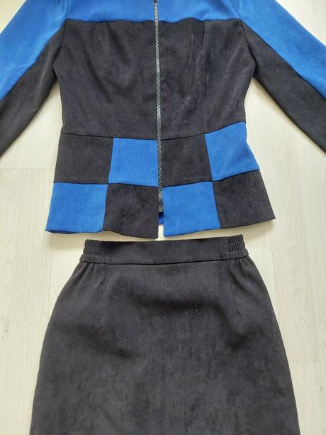 Kostým č.158-164, 158