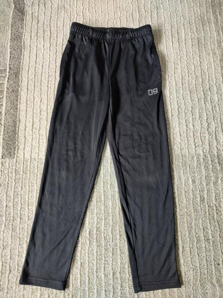 Tenké tepláky veľ 134, crivit,134