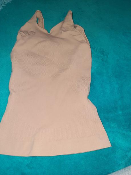 Sťahovacie tielko, esmara,m