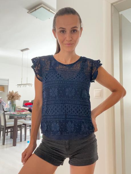 Minimalne nosene modré tričko s krátkym rukavom s, s