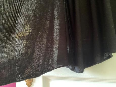 Lahky cierny sveter, l