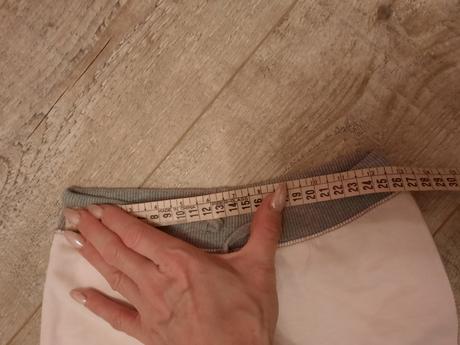 Športová suknička, kenvelo,122