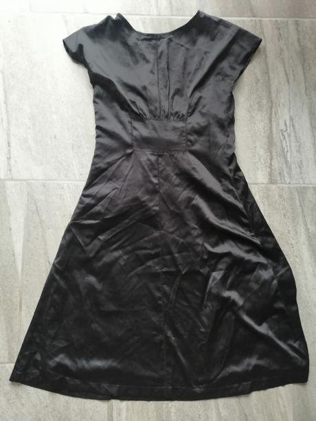 Čierne šaty marini, v38-40,hodvábny polyester, l