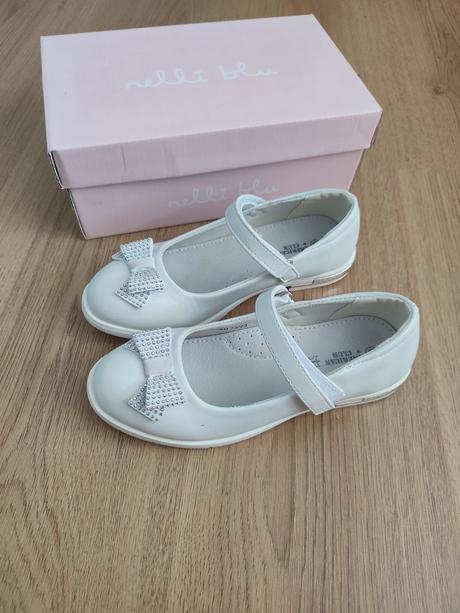 Slávnostná obuv, 33