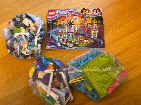 Lego friends horská draha v zábavnom parku, 