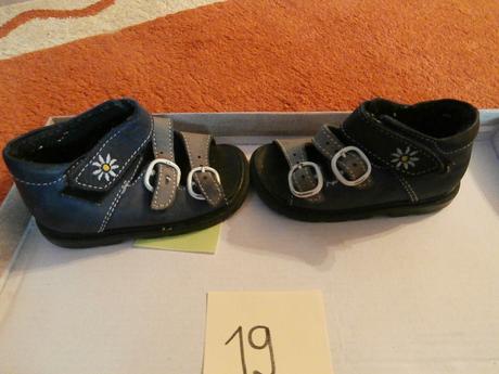 Sandále č.19, sandálky so zapínaním na suchý zips, pepe shoe,19