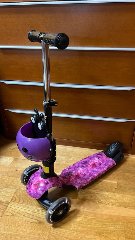 Detská kolobežka 2v1 lienka so svietiacimi led kol, 