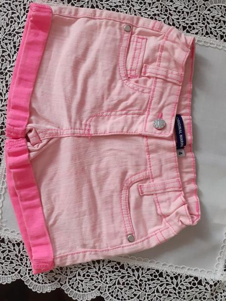 Ruzove sortky pre asi 4rocne dievcatko, original marines,122