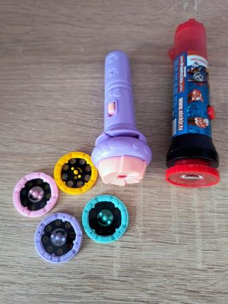 Projektor,