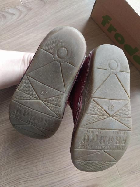 Celoročné topánky, froddo,23