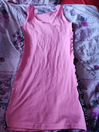 Bledoruzove saty, 152