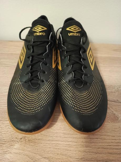 Halovky 38,5, umbro,38