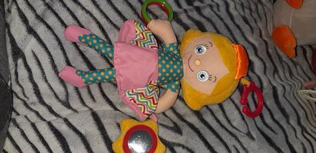 Prva latkova babika hrkalka, 