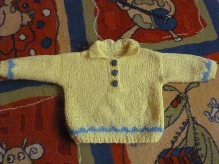 Pulover s gombíkami, 80