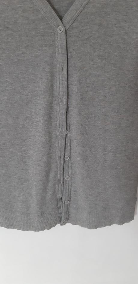 Pulovrik na gombicky, l