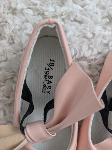 Balerínky s mašľou, reserved,18