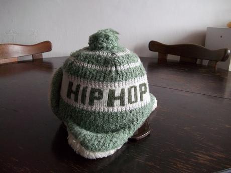 Čiapka - ornament - obvod 54 cm, 56