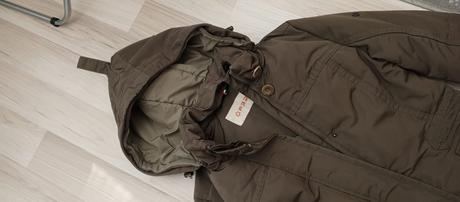 Dievčenská zimná bunda, 32