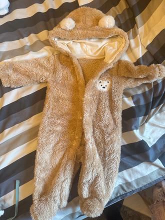 Overal medvedik, zara,68