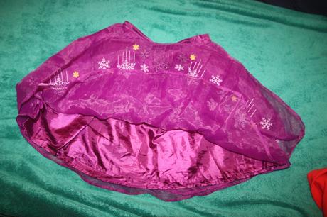 Tylova sukna, disney,140