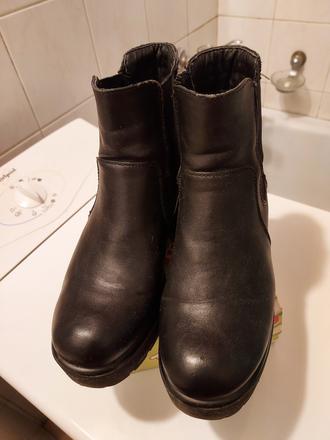 Čierne členkové čižmy, 38