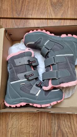 B3597 snehule, baťa,32