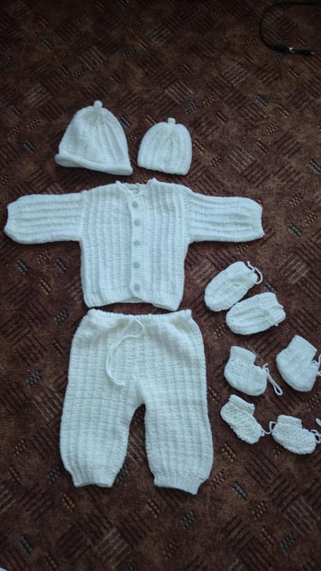 Kompletik štrikovany, 62