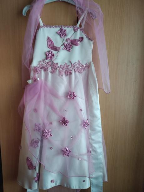 Slávnostné šaty, 116