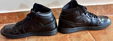 Nike air jordan 1 mid triple black veľ. 42, air jordan,42