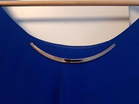 Spoločné šaty, 48