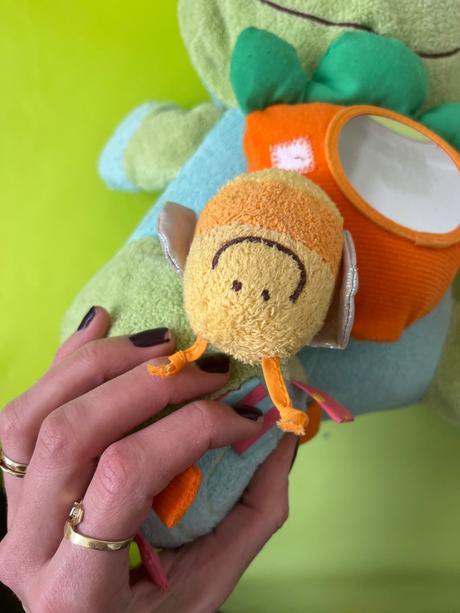 Hračka s rôznymi aktivitami, 