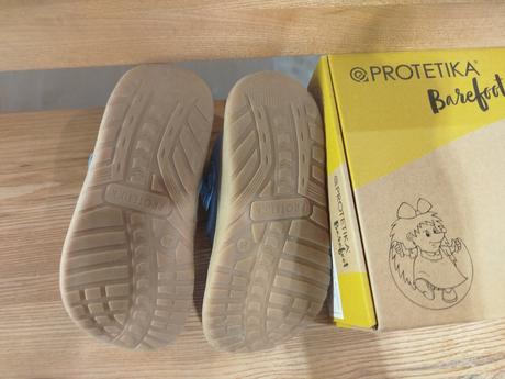 Kirby jeans barefoot, protetika,25