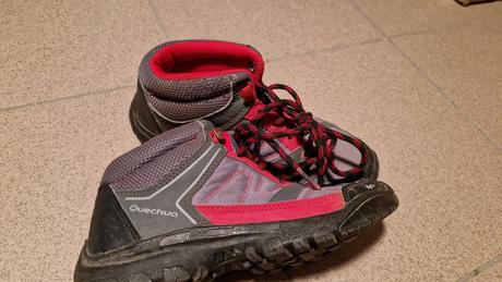 Turistické topánky, 33