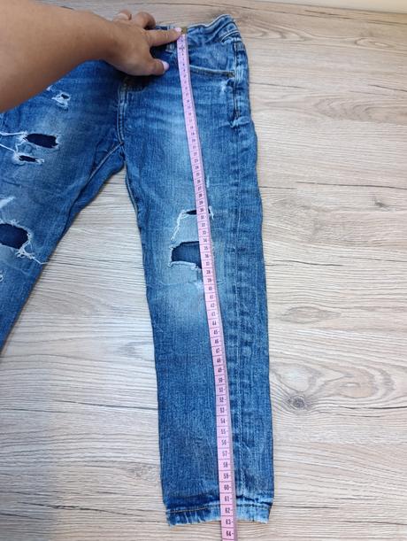 Chlapčenské rifle, zara,116