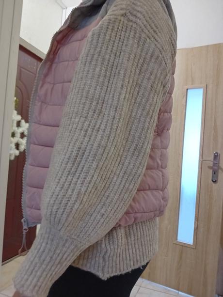 Dievčenská vesta, s