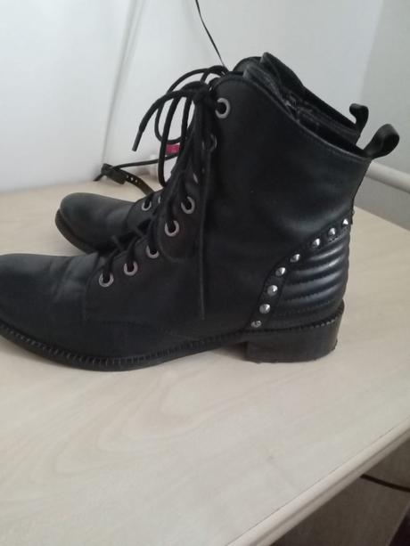 Kotnikove kožené topánky, lasocki,37